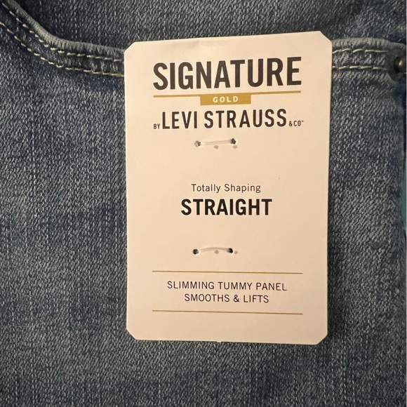 Signature by Levi Strauss & Co. Gold Label Women's Totally Shaping Skinny Jeans - Picture 6 of 11